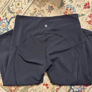 Lululemon capri leggings black
